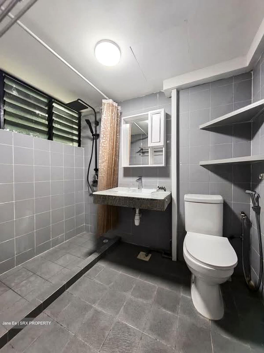Pine Grove (D21), Condominium #606237031